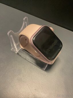 Chytré hodinky Apple Watch Series 9 GPS 41mm - 4