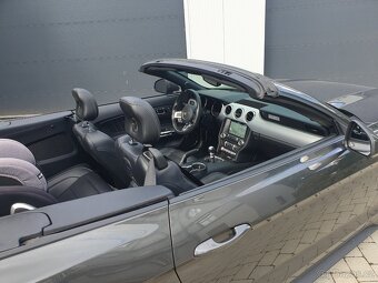 Ford Mustang Cabrio, 2.3 EcoBoost, 233 kW, jen 16.000 km - 4