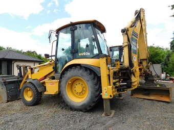 Traktorbagr KOMATSU WB 93 R, Hydraulická svahovka - 4