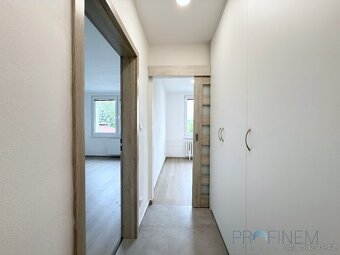 Pronájem zrekonstruovaného bytu 1+1, 36 m² – Popradská, Ústí - 4
