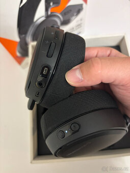 Steelseries Arctis PRO Wireless - 4