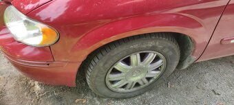 Prodám veškeré nd z vozu Chrysler grand Voyager RG 3.8 v6 - 4