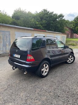 Mercedes ml270 w163 manuál - 4
