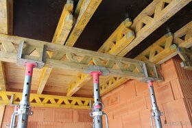 Pronájem stropních stojek a nosníků PERI v Rakovníku. - 4