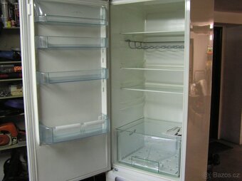 Lednice Electrolux, 285 l+92 l - 4