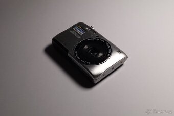 Nikon Coolpix S3700 - 4