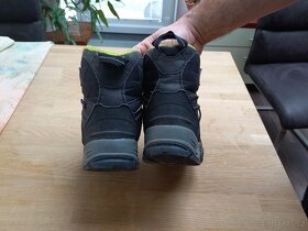 Prodám vodě odolné dětské zimní boty - 4