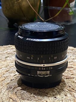 Nikon Nikkor 28mm f/2,8 AI - 4
