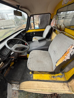 TAZ - Škoda 1203 - Sanitka - 4