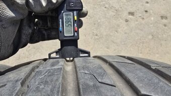 Letní pneu 235/40/19 Hankook - 4