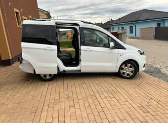 Ford Tourneo Courier - 4