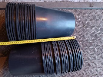 Květináče, kýble, spirálová tyč - 4