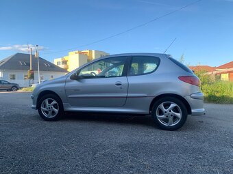 Prodám Peugeot 206 1.4i 65kW - 4