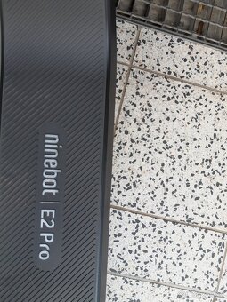 Elektrická koloběžka SEGWAY NINEBOT E2 PRO - 4