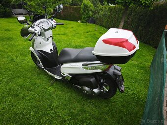 Kymco People GT 300i (2016) - 4