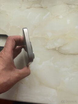 iPhone 15 pro 256gb REZRVACE - 4
