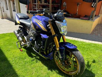 Yamaha FZ1 NÁDRŽ OPRAVENA - 4