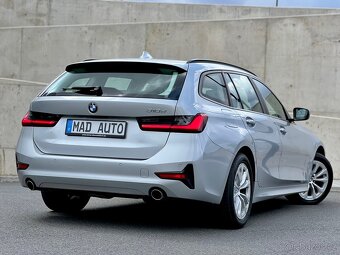 BMW 318D G21 - 4