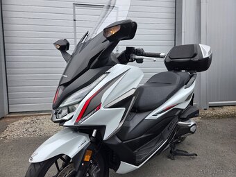 HONDA FORZA 350 2022 8200KM - 4