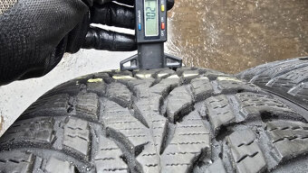 Zimní pneu 215/55/17 Nokian - 4