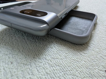 Google Pixel 8 256Gb, barva Hazel - 4