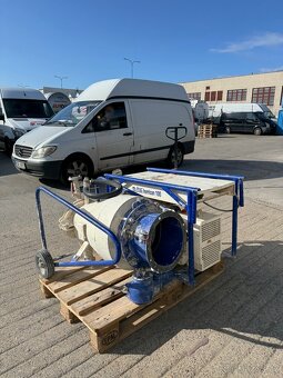 Silomat M-TEC 100 použití PFT Omítací stroj - 4