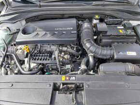 Hyundai i30 combi 1,4 T-GDI, benzín 103kW - 4