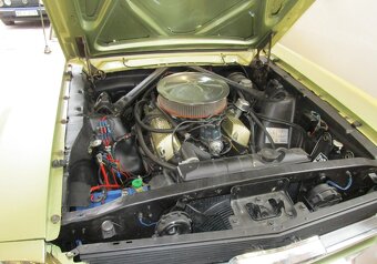 Ford Mustang Fastback - 4