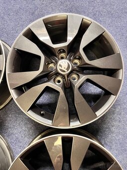 5x112 R17 Škoda Yeti originál alu disky - TOP - 4
