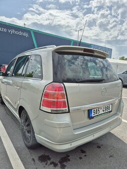 Opel Zafira 1.9 CDTI 110kw OPC line - 4