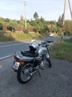 Yuki 125 sport - 4