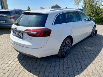 Opel Insignia Combi 2,0CDTI 125kW AUTOMAT XENONY - 4