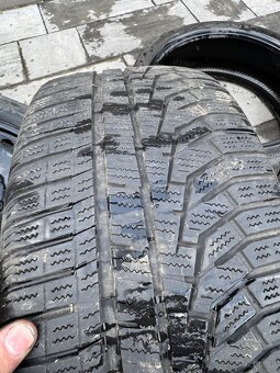 235/40 r19 Hankook - 4