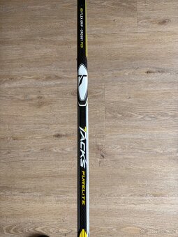 NOVÁ Hokejka CCM TACKS, INT., pravá P29, flex 65 - 4