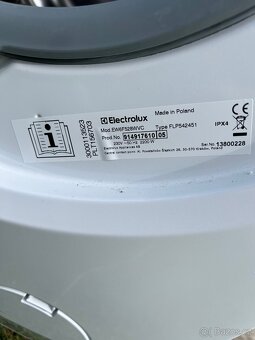 Pračka elektrolux - 4