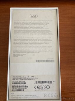 iPhone SE (2015) 32GB SpaceGrey - 4