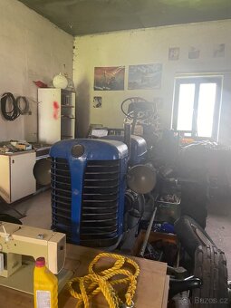 traktor Zetor 25 - 4