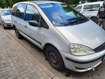 Ford Galaxy - 4