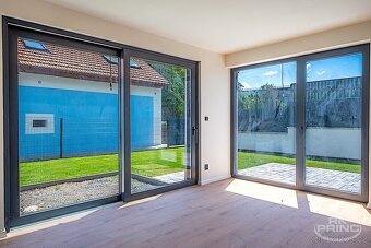 Prodej rodinný dům 4+kk, na pozemku 248 m2, Chrášťany, Český - 4