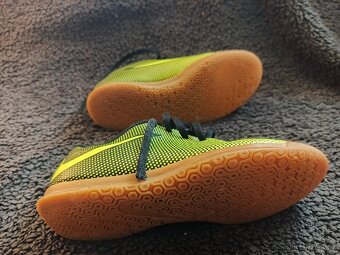 Sálovky NIKE 35 - 4