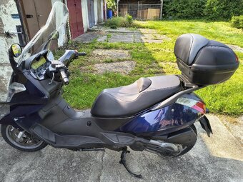 Prodám skútr Aprilia Atlantic 500, 2006, nová STK do 5/2029 - 4
