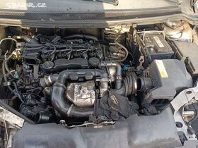 Ford Focus 1.7 TDCi r.v.2008 DÍLY - 4