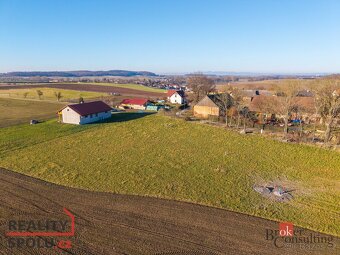 Prodej, pozemky/bydlení, 1200 m2, Újezdec 12, 51771 Ledce, H - 4