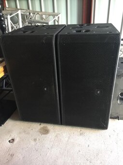 Pasivní subbass JBL SRX828S - 4