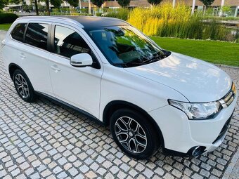 Mitsubishi Outlander 2.2D 4x4 AUT KAM VÝHŘEV TAŽNÉ SERVISKA - 4