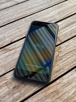 iPhone 8 – 64 GB – Skvělý stav - 4