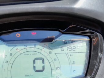 Piaggio Beverly 300 HPE, 2023, 6000km, TOP stav - 4