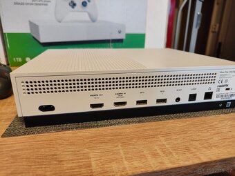 Xbox One S All Digital Edition 1TB - 4