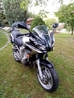 YAMAHA FAZER 600 - 4