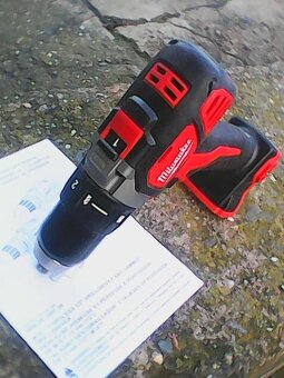 MILWAUKEE M18 BDD-0 aku vrtačka šroubovák - 4